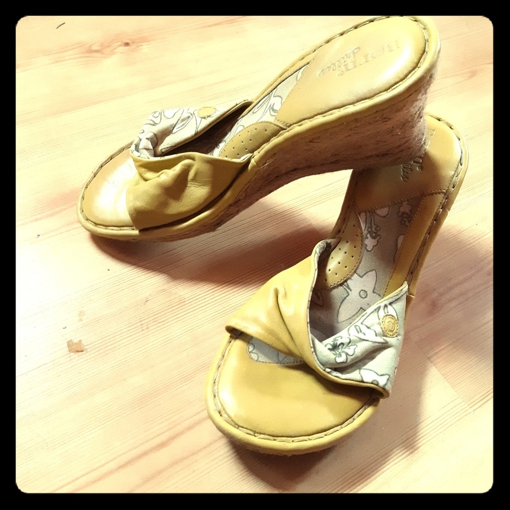 Sandal wedges